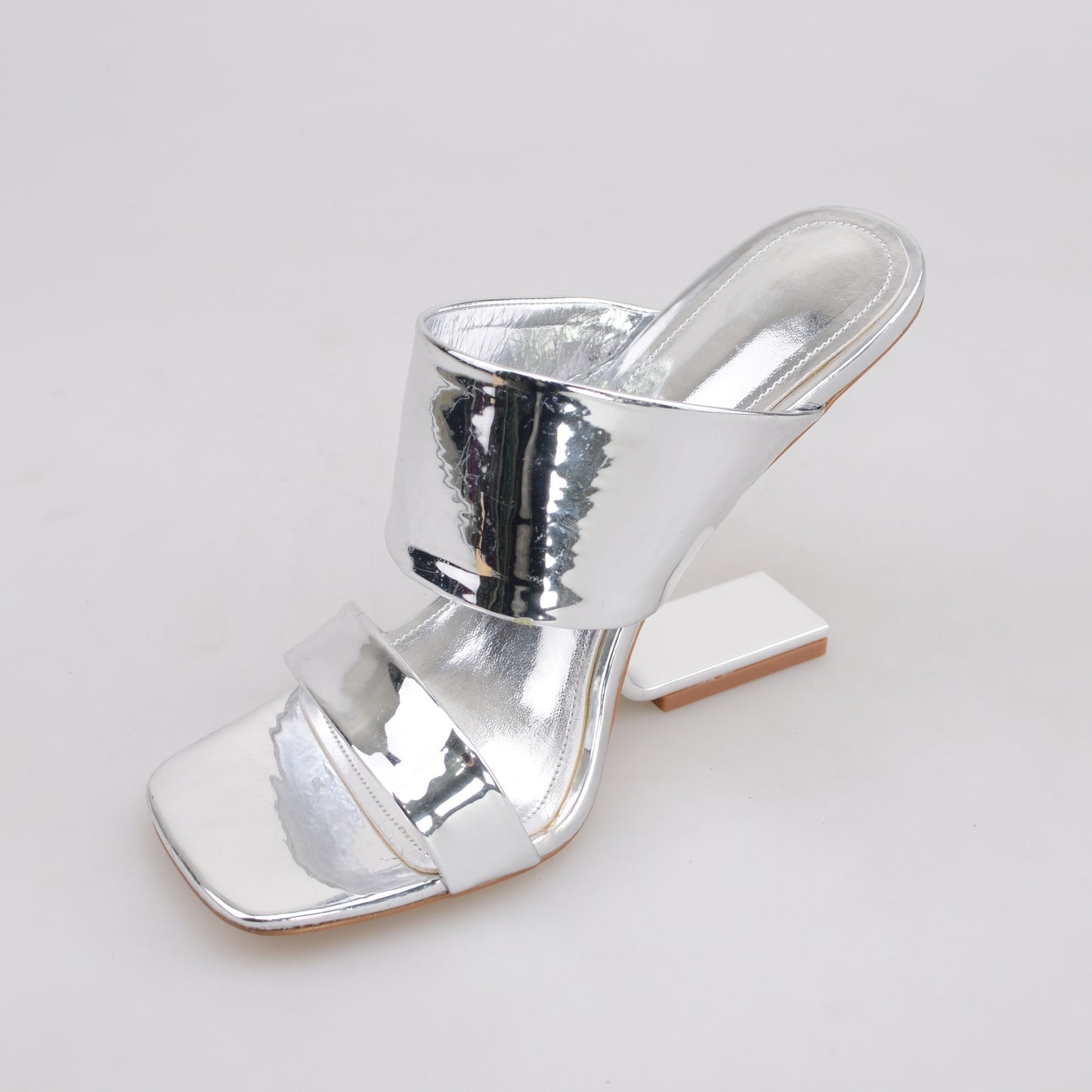 Trendy Sandals with Metal Blending Heels